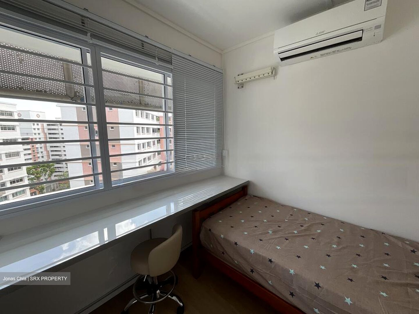 Blk 755 Jurong West Street 74 (Jurong West), HDB Executive #462798051